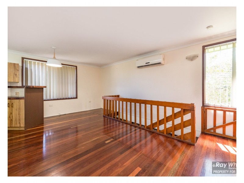 14 Wentworth Terrace, The Range QLD 4700