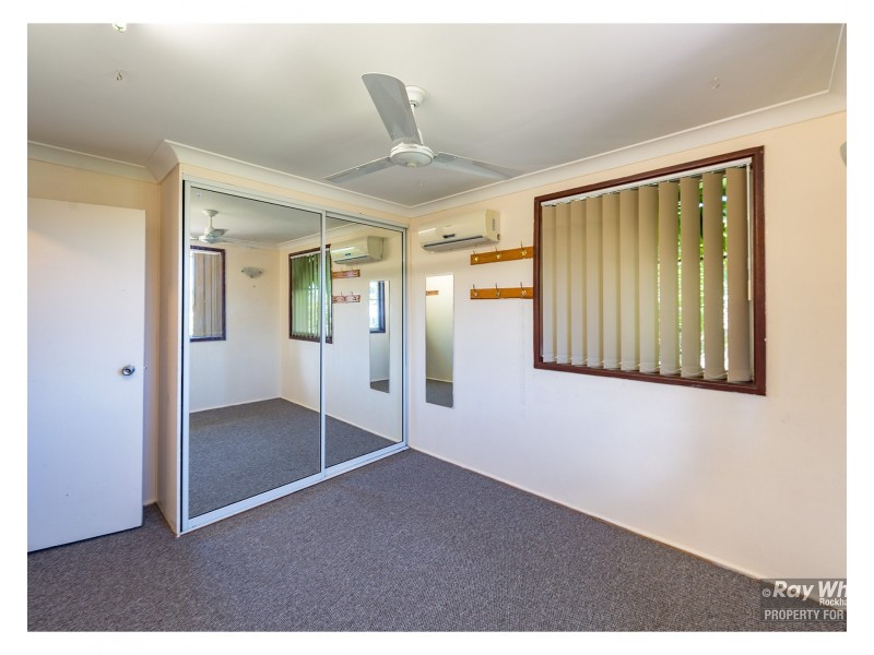 14 Wentworth Terrace, The Range QLD 4700