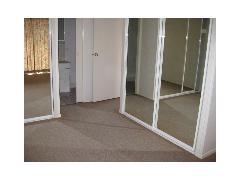 4/210 Murray Street, Allenstown QLD 4700