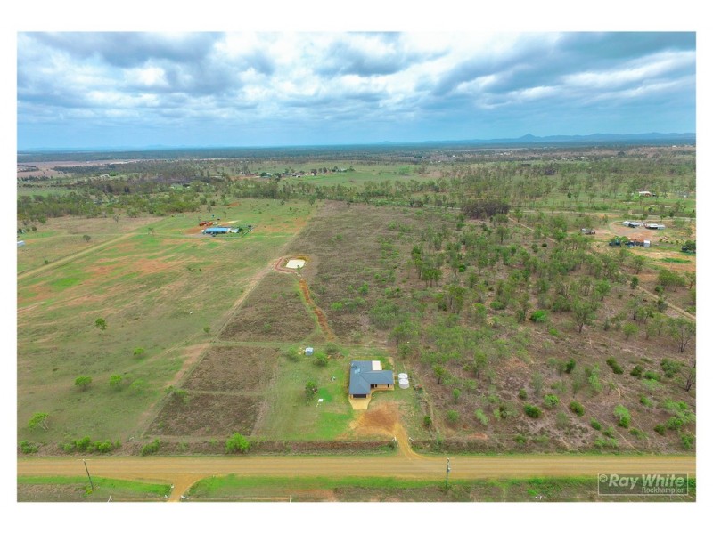 52 McQuire Road, Alton Downs QLD 4702