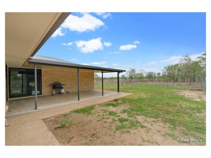 52 McQuire Road, Alton Downs QLD 4702