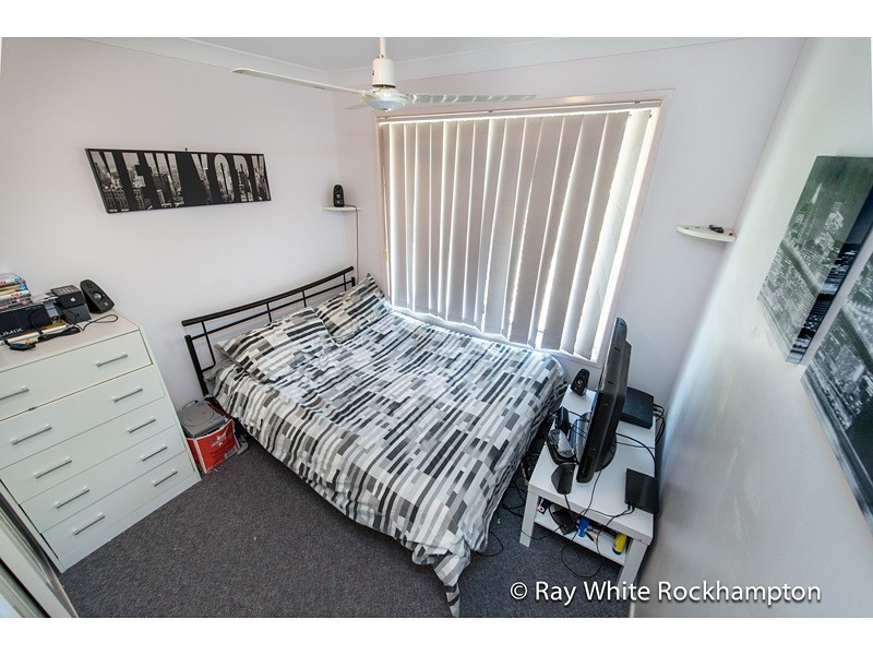 13 Banksia Place, Kawana QLD 4701