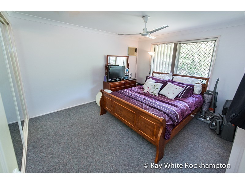 13 Banksia Place, Kawana QLD 4701