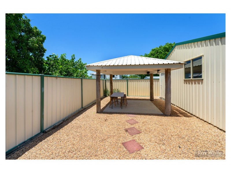 154 Earl Street, Berserker QLD 4701