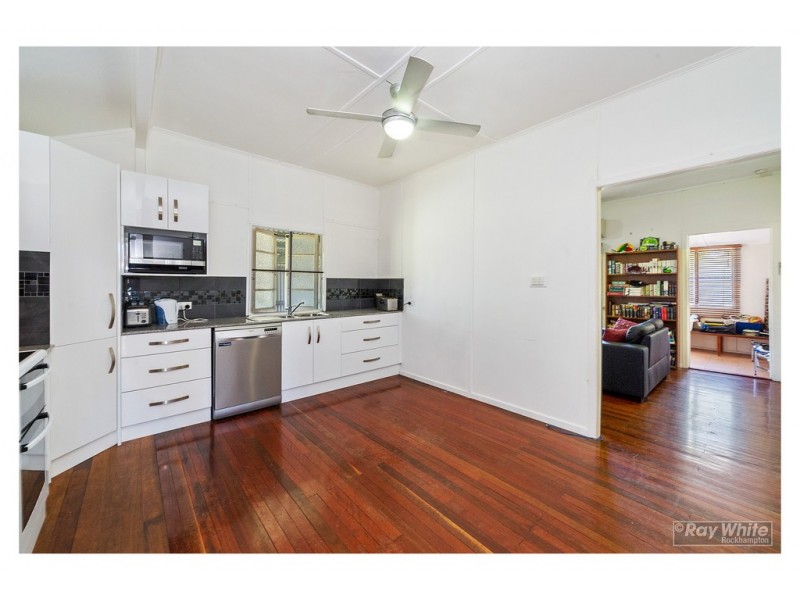 154 Earl Street, Berserker QLD 4701