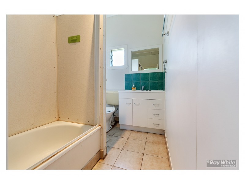 154 Earl Street, Berserker QLD 4701