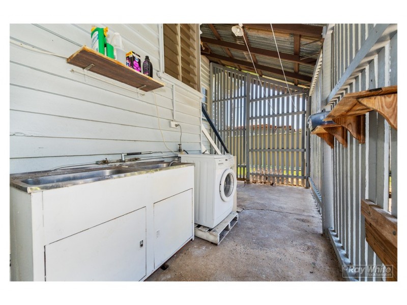 154 Earl Street, Berserker QLD 4701