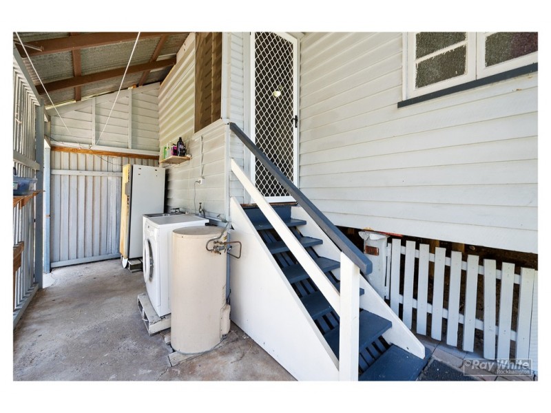 154 Earl Street, Berserker QLD 4701