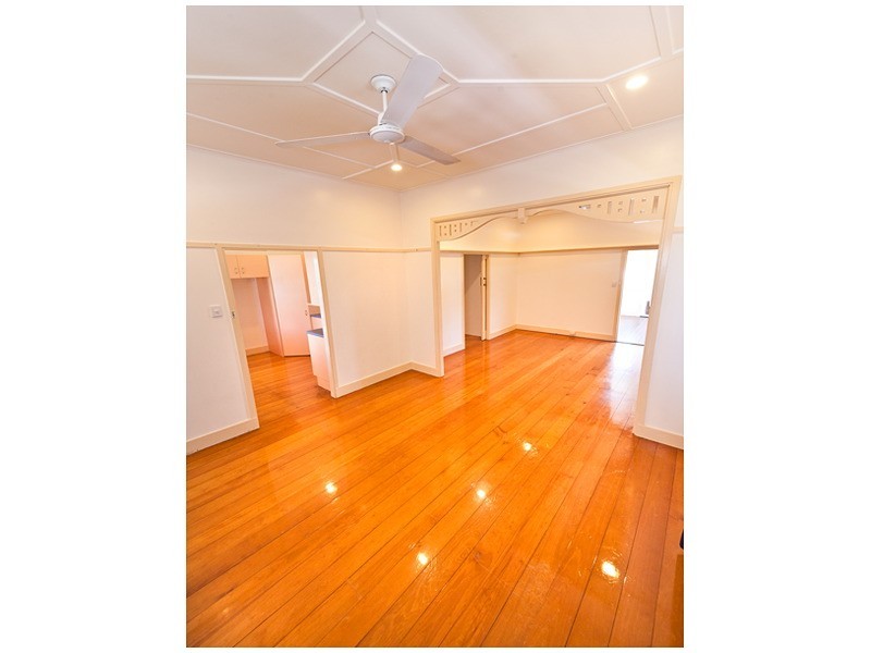 18 Jardine Street, Wandal QLD 4700
