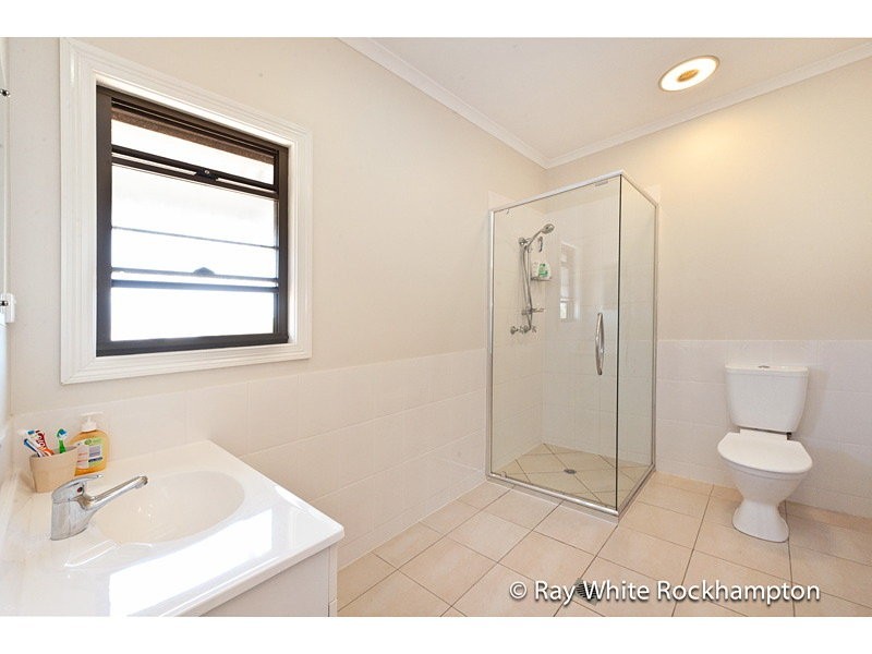 62 Anderson Road, Alton Downs QLD 4702