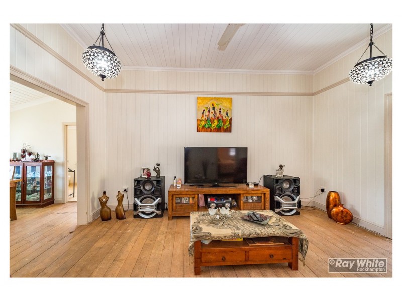 91 Lakes Creek Road, Berserker QLD 4701