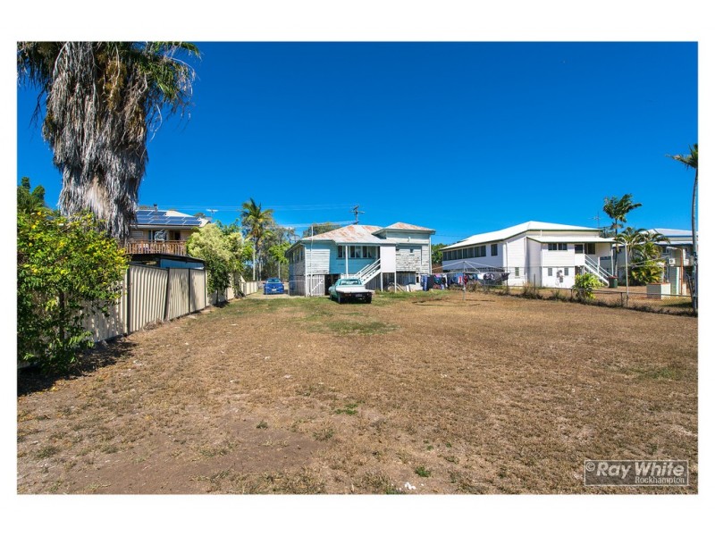 91 Lakes Creek Road, Berserker QLD 4701