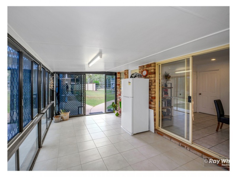 48 Bean Avenue, Parkhurst QLD 4702