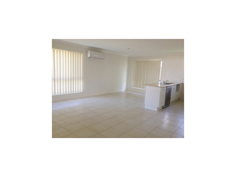 5 Wakim Close, Gracemere QLD 4702