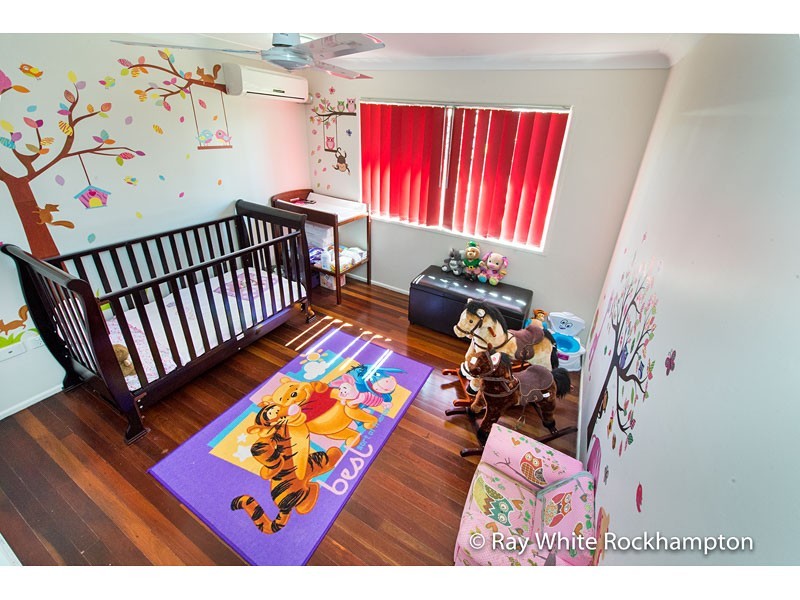 10 Cant Street, Kawana QLD 4701