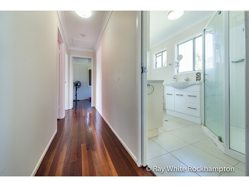 10 Cant Street, Kawana QLD 4701