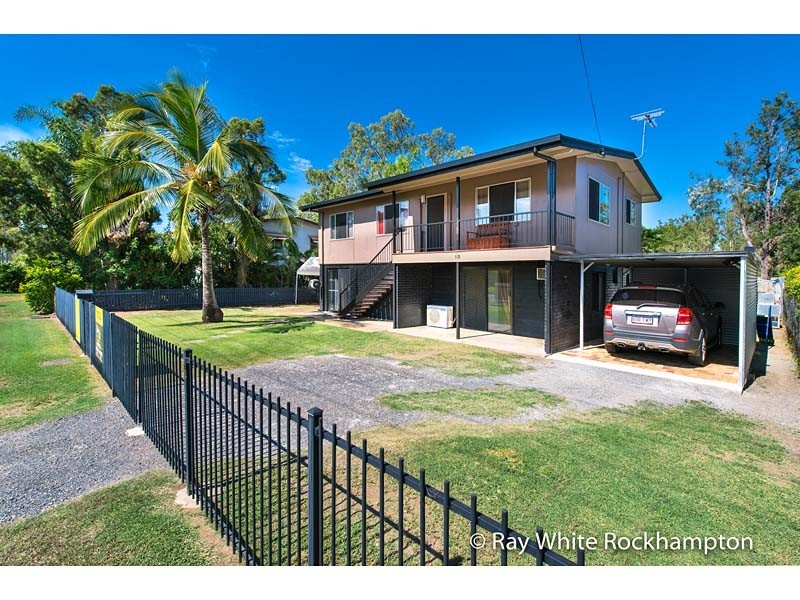 10 Cant Street, Kawana QLD 4701