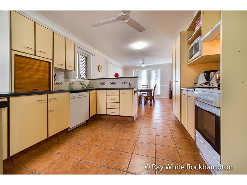 34 Julie Anne Drive, Glendale QLD 4711