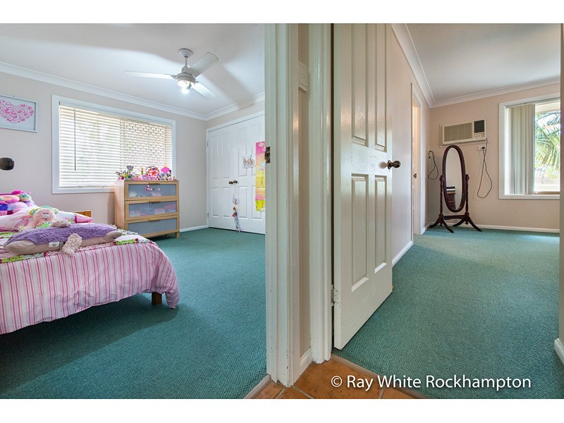 34 Julie Anne Drive, Glendale QLD 4711