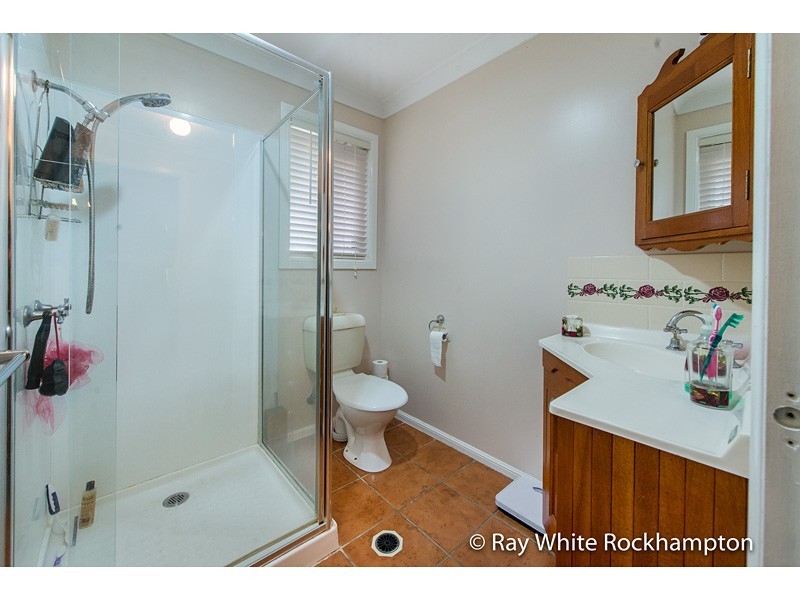 34 Julie Anne Drive, Glendale QLD 4711