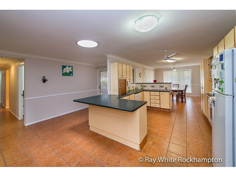 34 Julie Anne Drive, Glendale QLD 4711