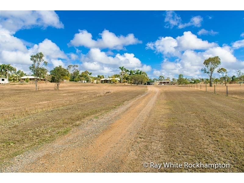 34 Julie Anne Drive, Glendale QLD 4711