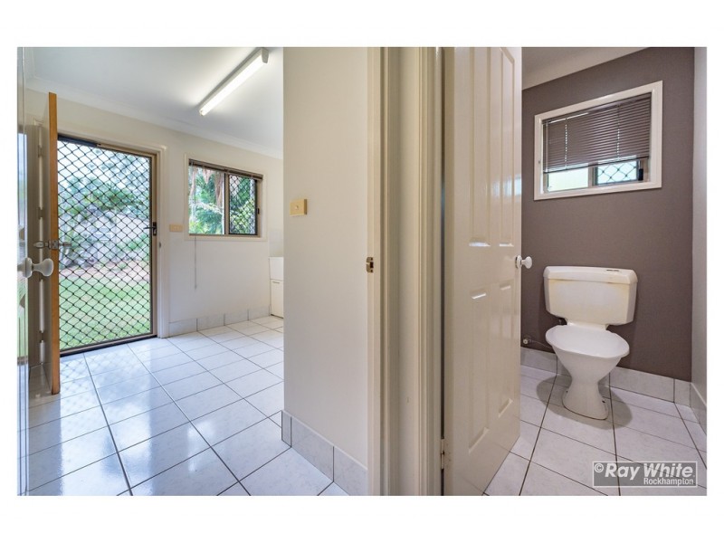 42 Schlencker Drive, Glenlee QLD 4711