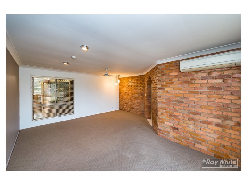 42 Schlencker Drive, Glenlee QLD 4711