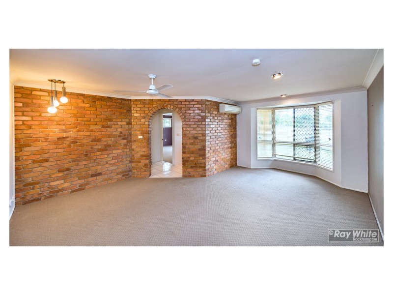 42 Schlencker Drive, Glenlee QLD 4711