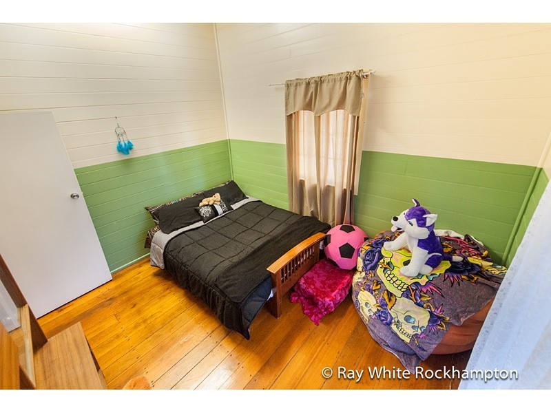 10 Canovan Street, Berserker QLD 4701