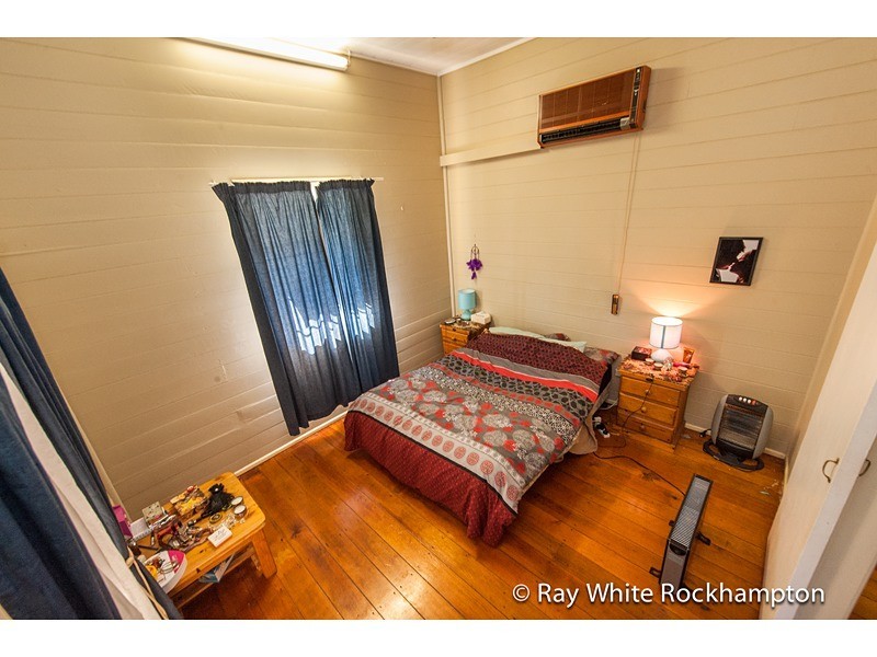 10 Canovan Street, Berserker QLD 4701