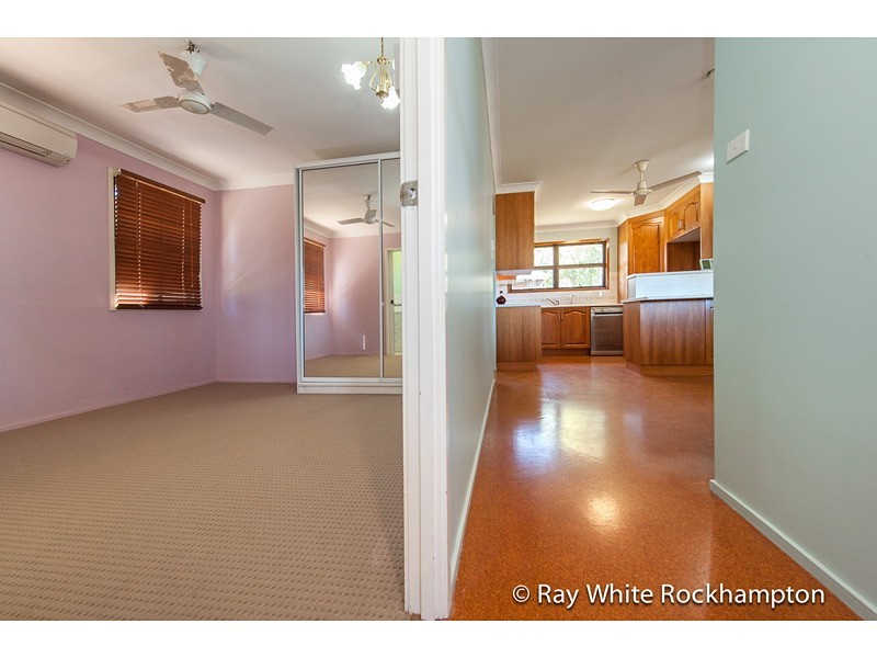 229 South Yaamba Road, Alton Downs QLD 4702