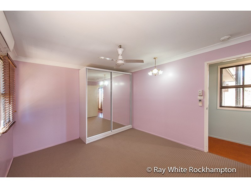 229 South Yaamba Road, Alton Downs QLD 4702