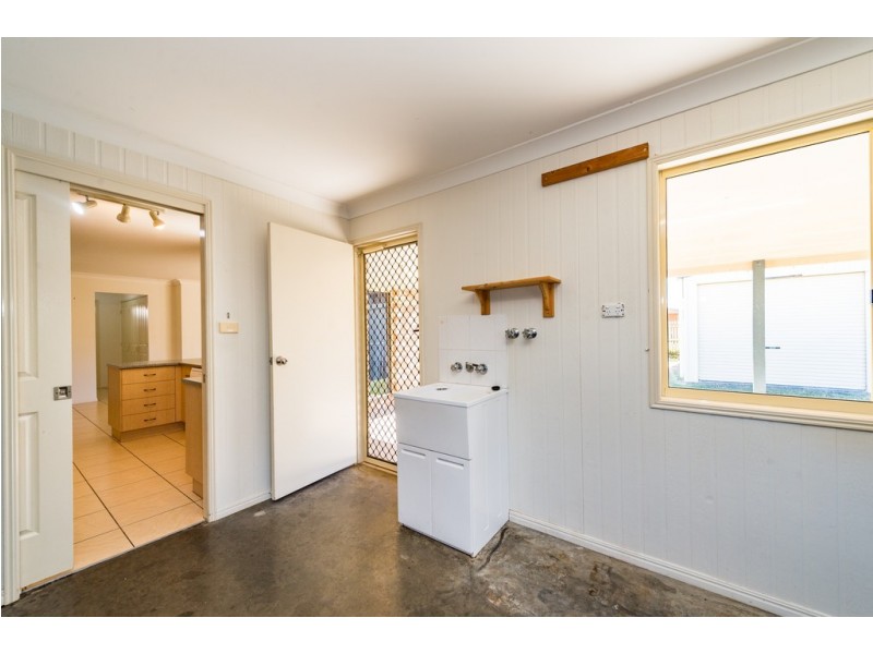 3 Turner Avenue, Parkhurst QLD 4702