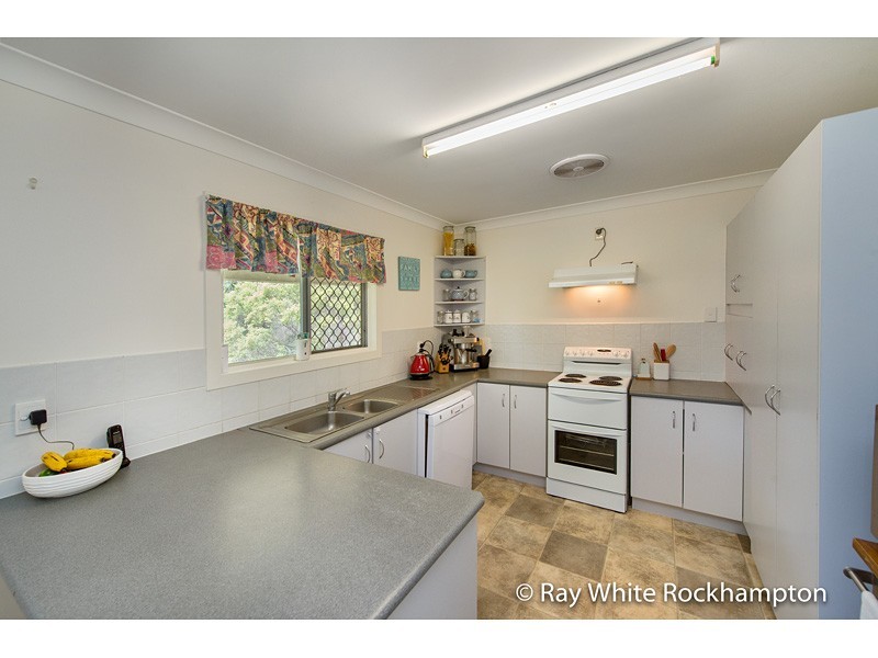 243 Flowers Ave, Frenchville QLD 4701