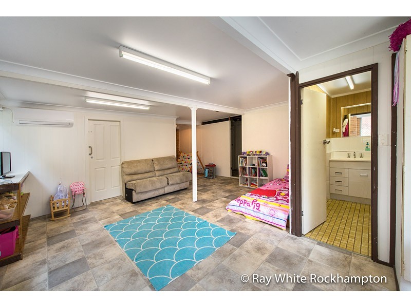 243 Flowers Ave, Frenchville QLD 4701