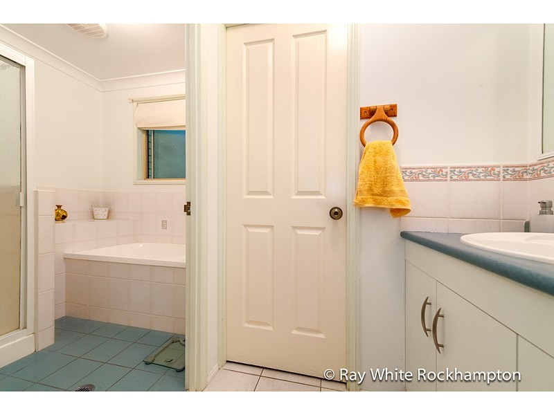 20 Peppermint drive, Kawana QLD 4701