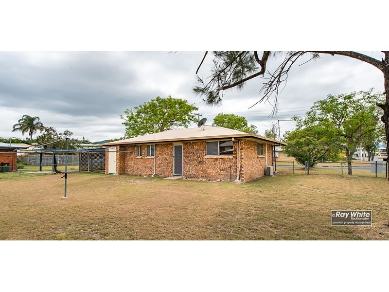 5 Hunt Street, Kawana QLD 4701
