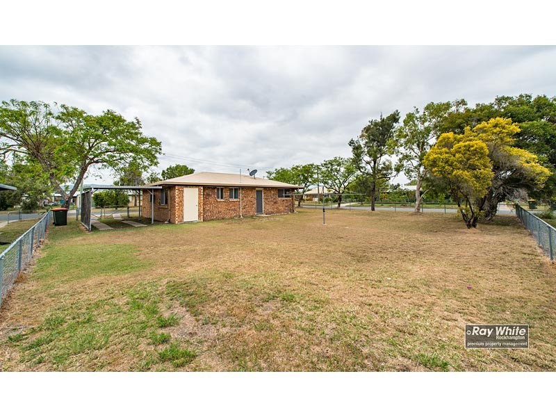 5 Hunt Street, Kawana QLD 4701