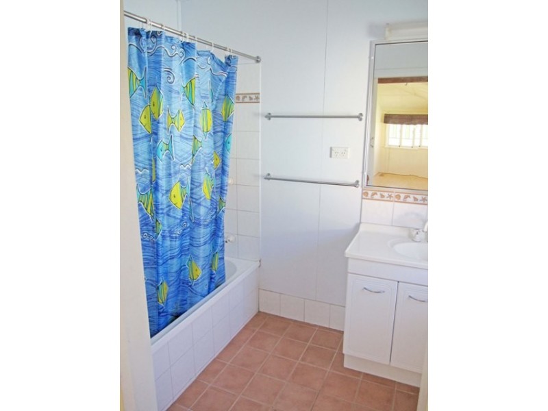 117 Lakes Creek Road, Berserker QLD 4701