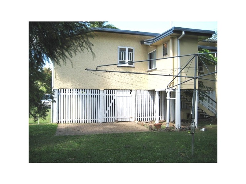 117 Lakes Creek Road, Berserker QLD 4701