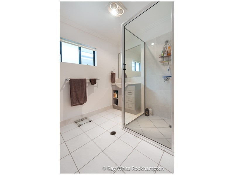 2/76 Wandal Road, Wandal QLD 4700