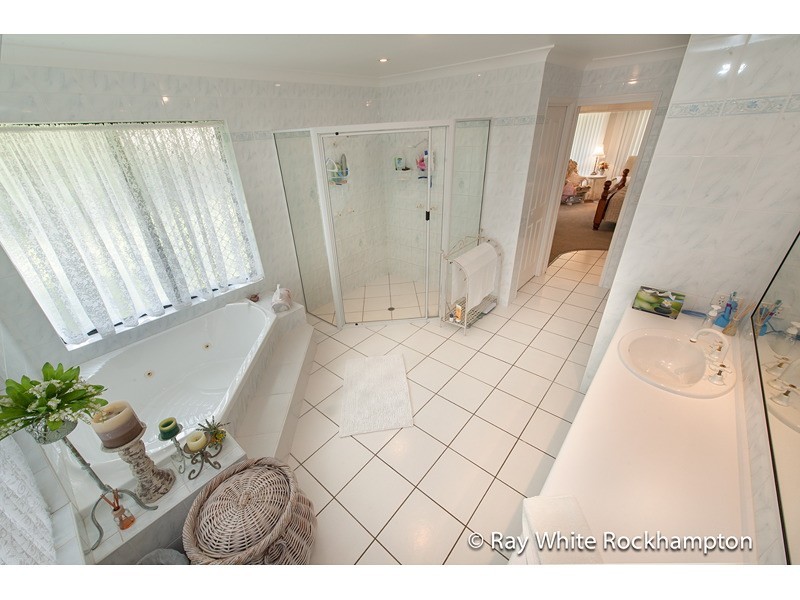 99 Angela Road, Rockyview QLD 4701