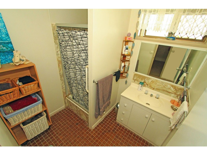 35 Twigg Street, Park Avenue QLD 4701