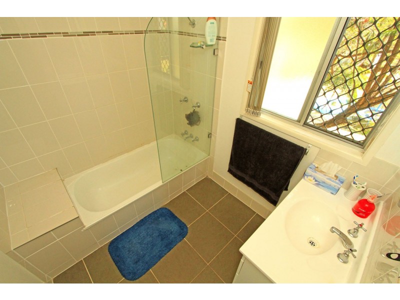 4/73 Livingstone Street, Berserker QLD 4701