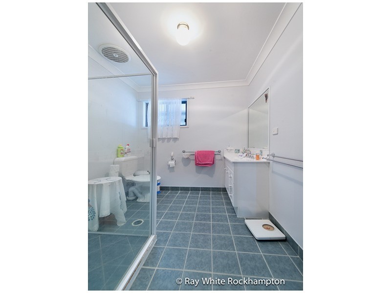 37 Oxley Drive, Glenlee QLD 4711