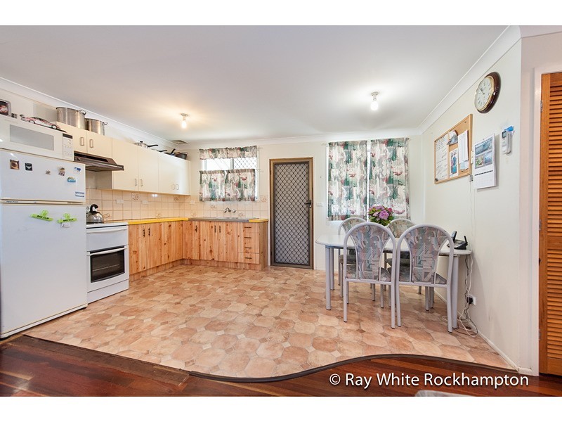 3 Barry Street, Gracemere QLD 4702