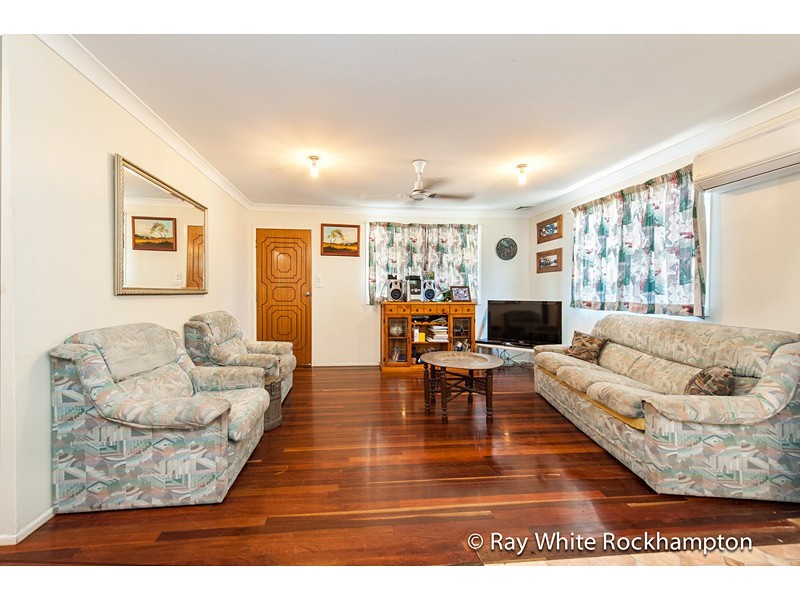 3 Barry Street, Gracemere QLD 4702