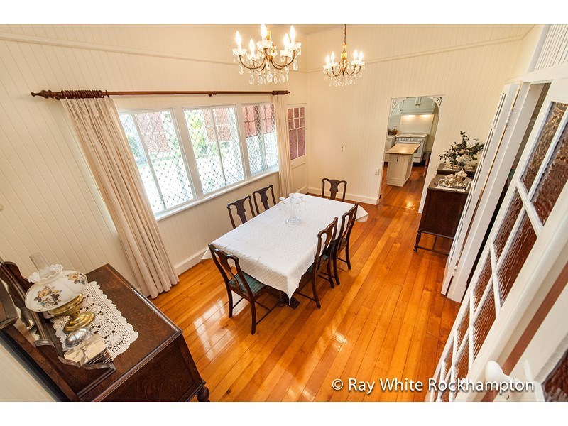 62 Cambridge Street, The Range QLD 4700