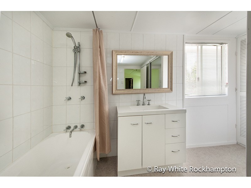 48 Lion Creek Road, Wandal QLD 4700